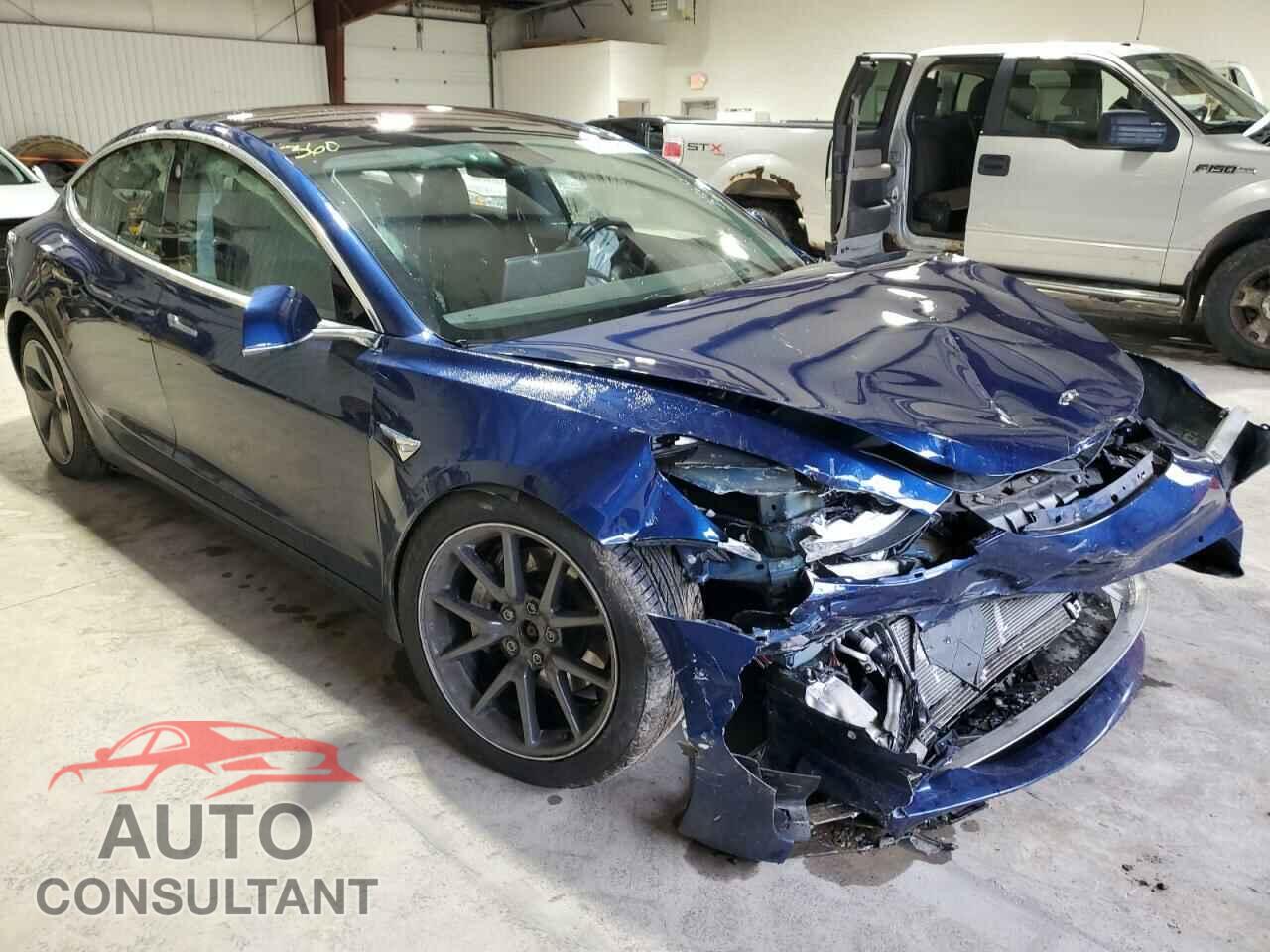 TESLA MODEL 3 2018 - 5YJ3E1EBXJF064581