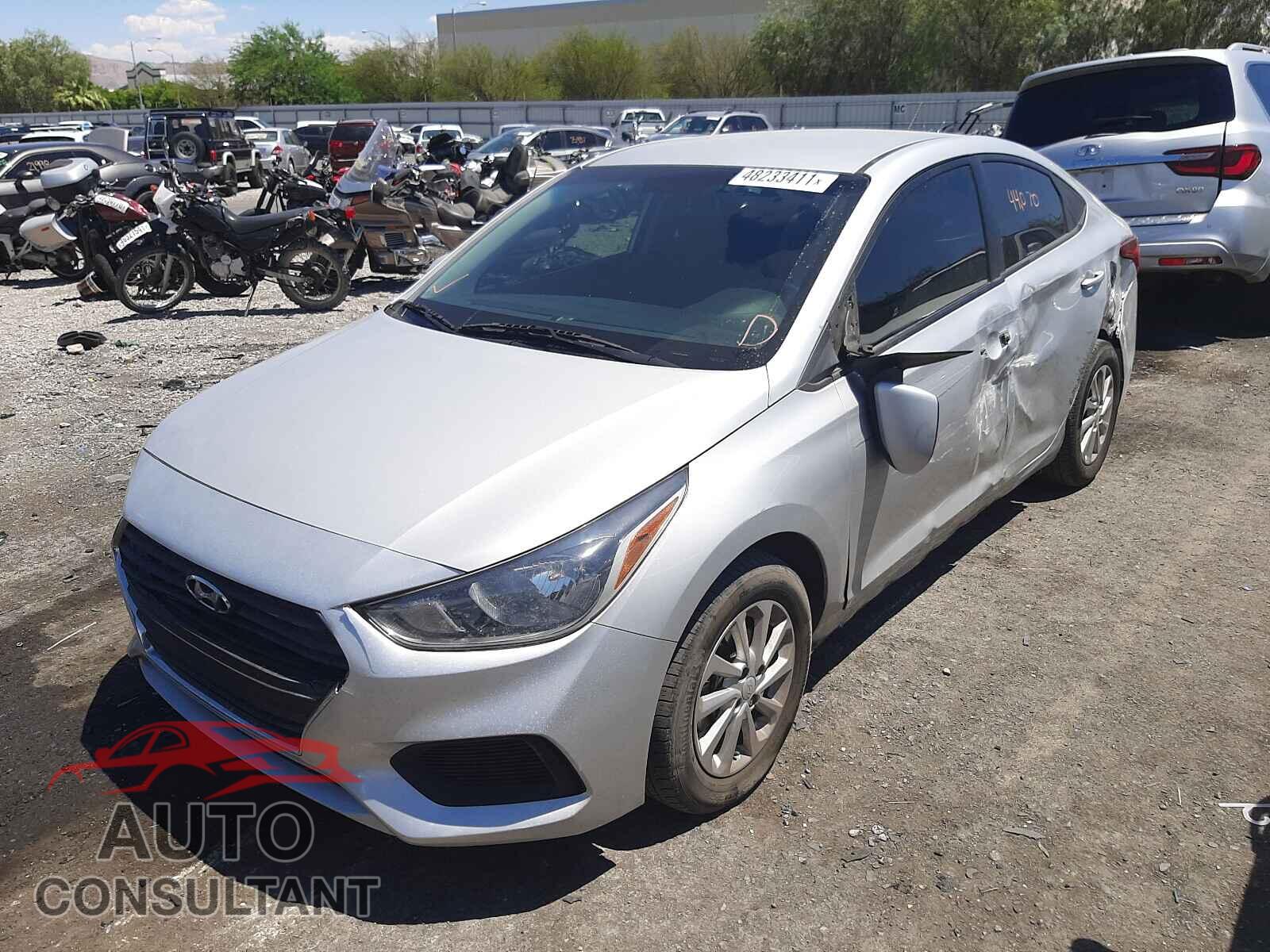HYUNDAI ACCENT 2018 - 3KPC24A33JE032196