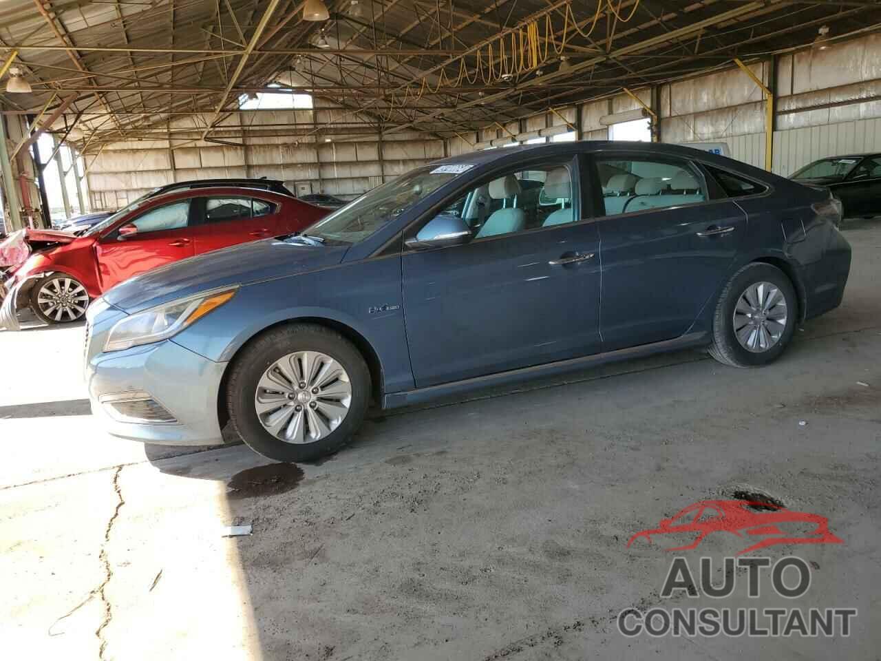 HYUNDAI SONATA 2016 - KMHE24L13GA011747