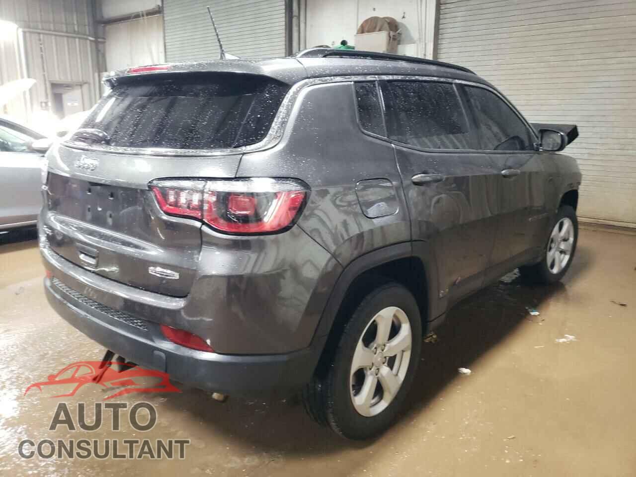 JEEP COMPASS 2018 - 3C4NJDBB2JT483861