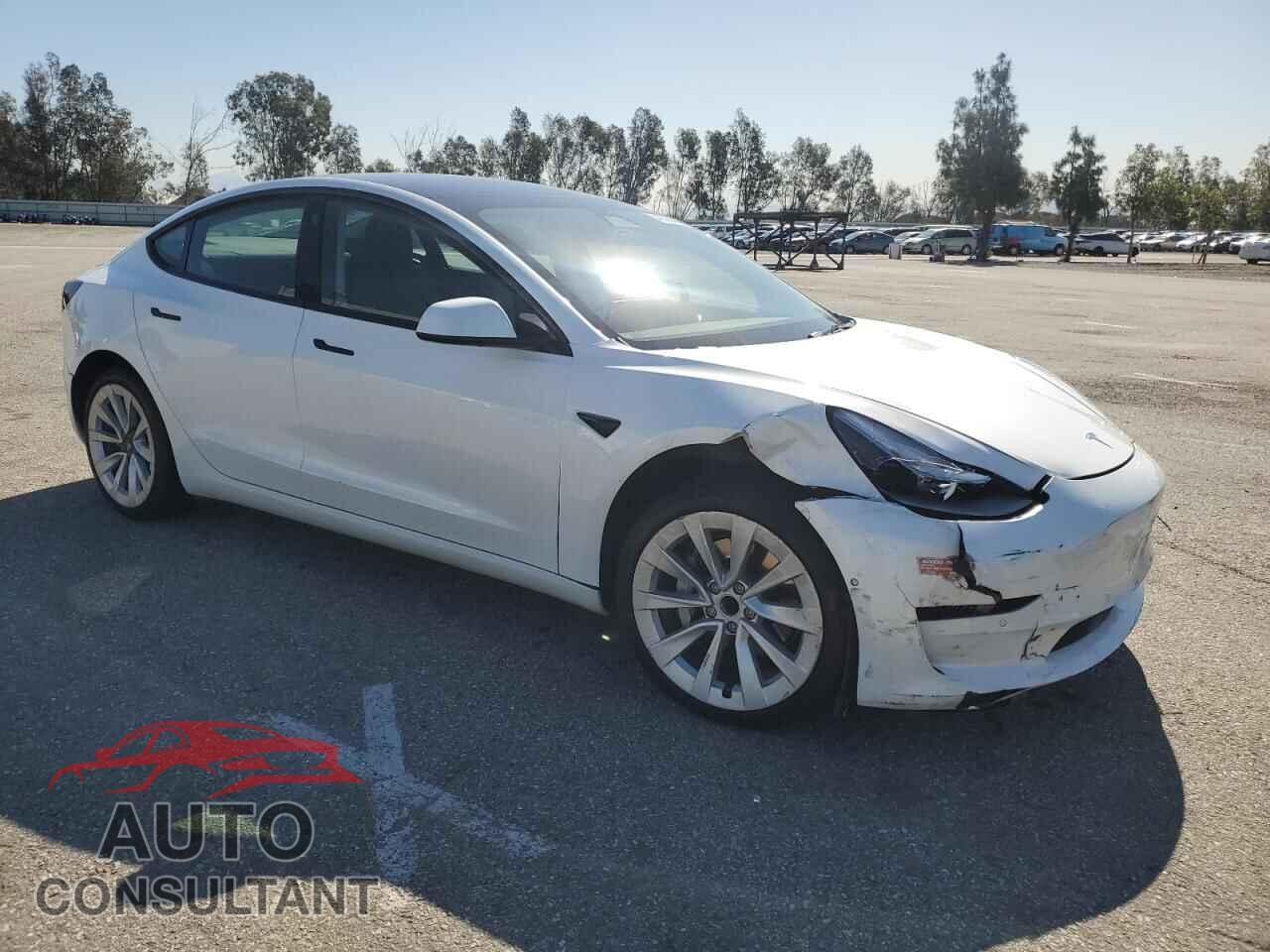 TESLA MODEL 3 2022 - 5YJ3E1EA0NF144372