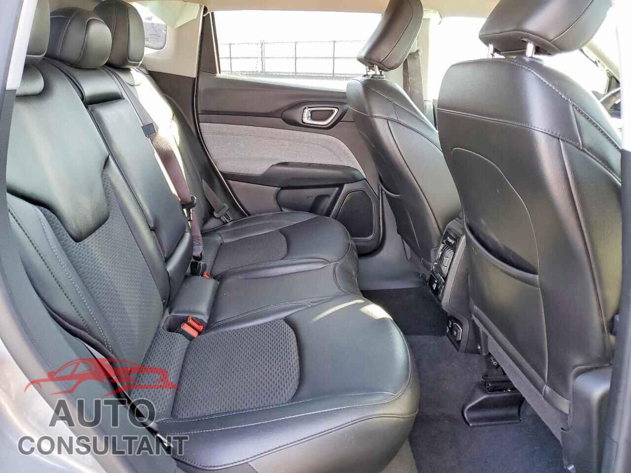 JEEP COMPASS 2022 - 3C4NJDBB1NT103169