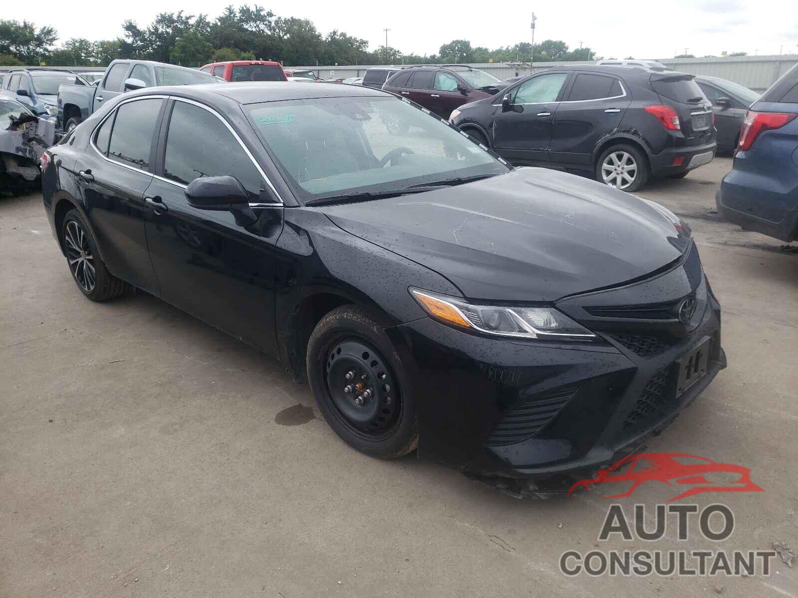 TOYOTA CAMRY 2020 - 4T1G11AK7LU500912