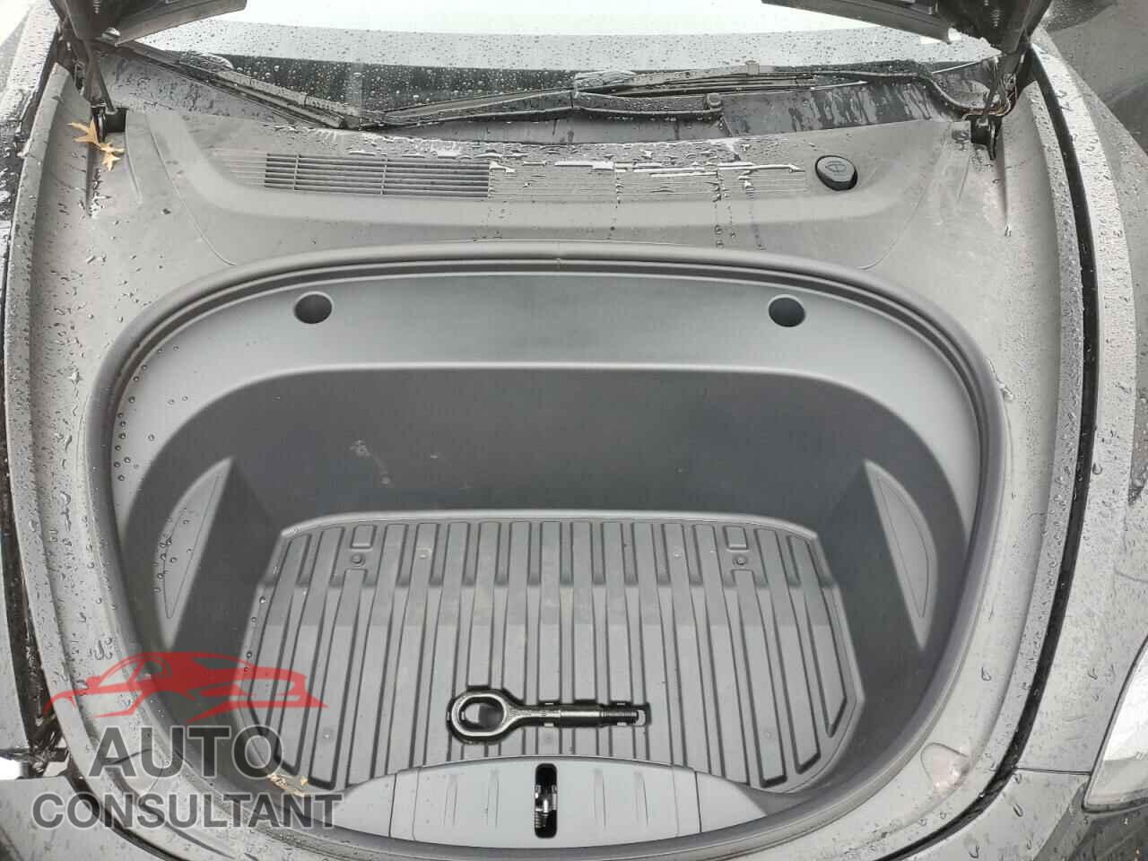 TESLA MODEL 3 2023 - 5YJ3E1EA0PF657849