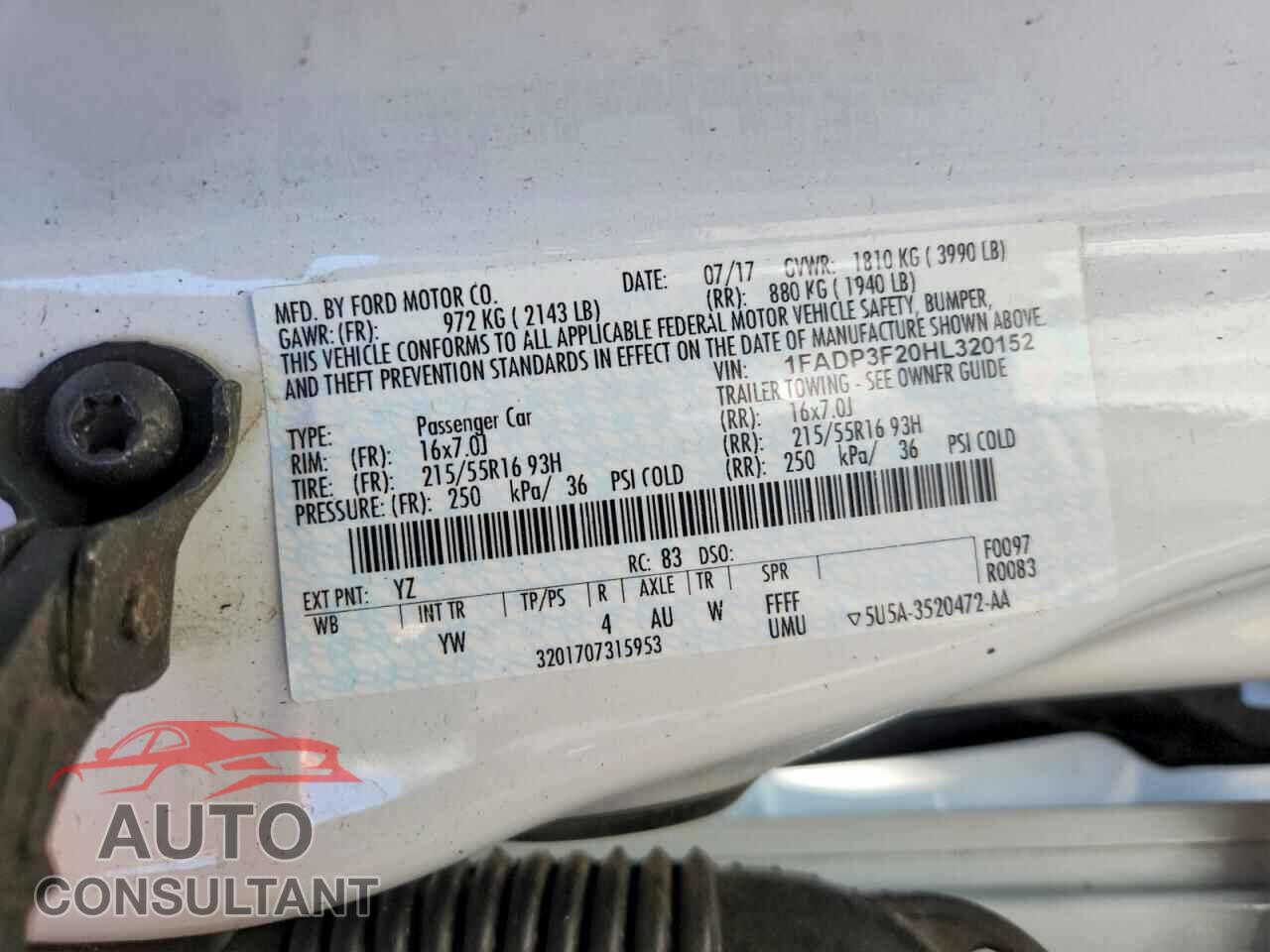 FORD FOCUS 2017 - 1FADP3F20HL320152
