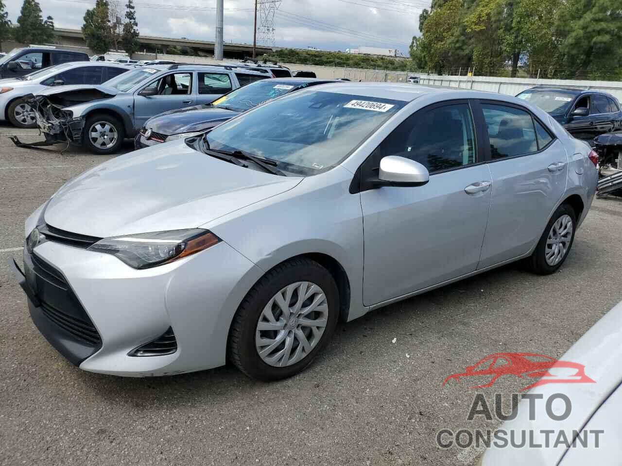 TOYOTA COROLLA 2018 - 2T1BURHE8JC069186