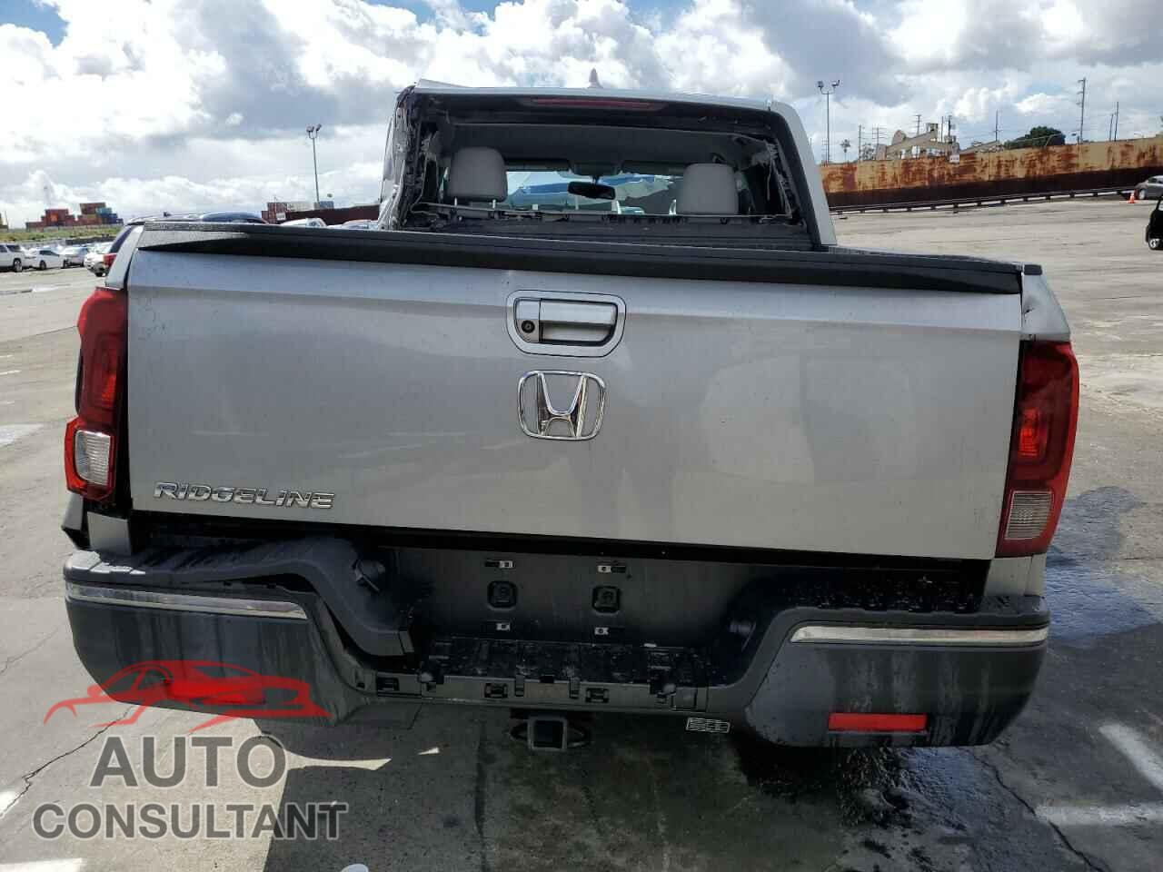 HONDA RIDGELINE 2017 - 5FPYK2F68HB006475