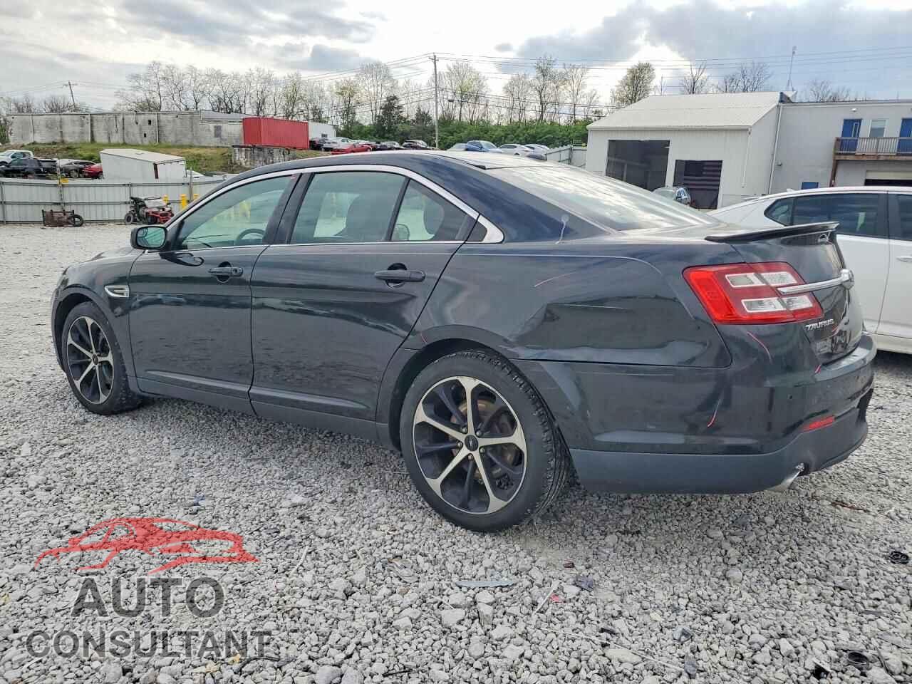 FORD TAURUS 2015 - 1FAHP2E84FG133228