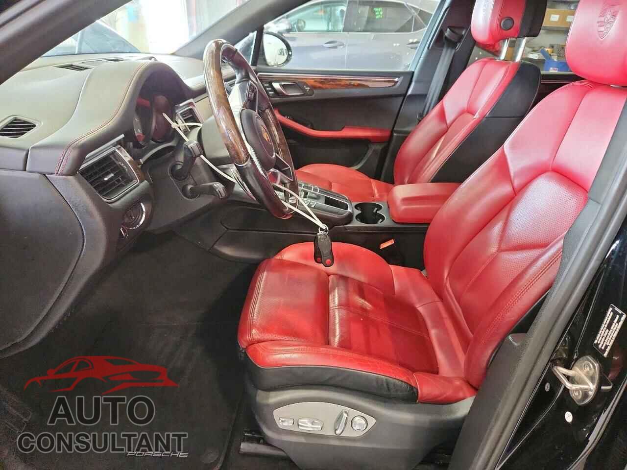 PORSCHE MACAN 2015 - WP1AB2A57FLB67840