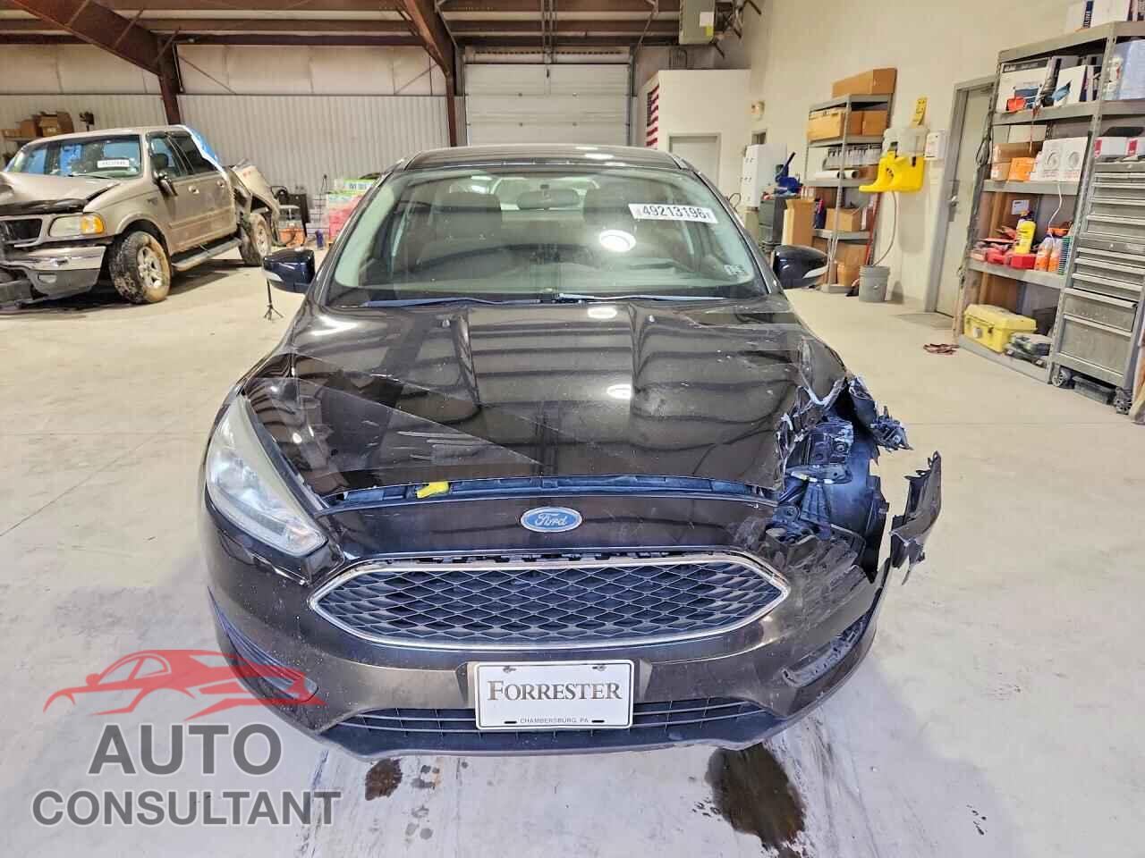 FORD FOCUS 2015 - 1FADP3F23FL214100