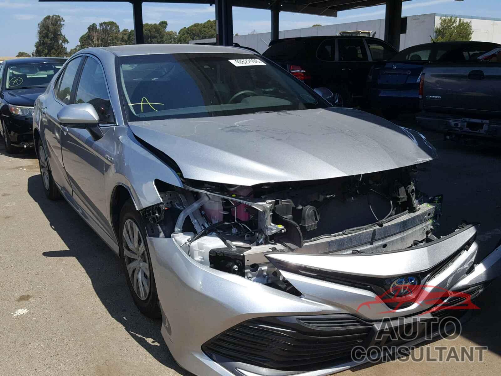 TOYOTA CAMRY 2018 - 4T1B31HKXJU003067