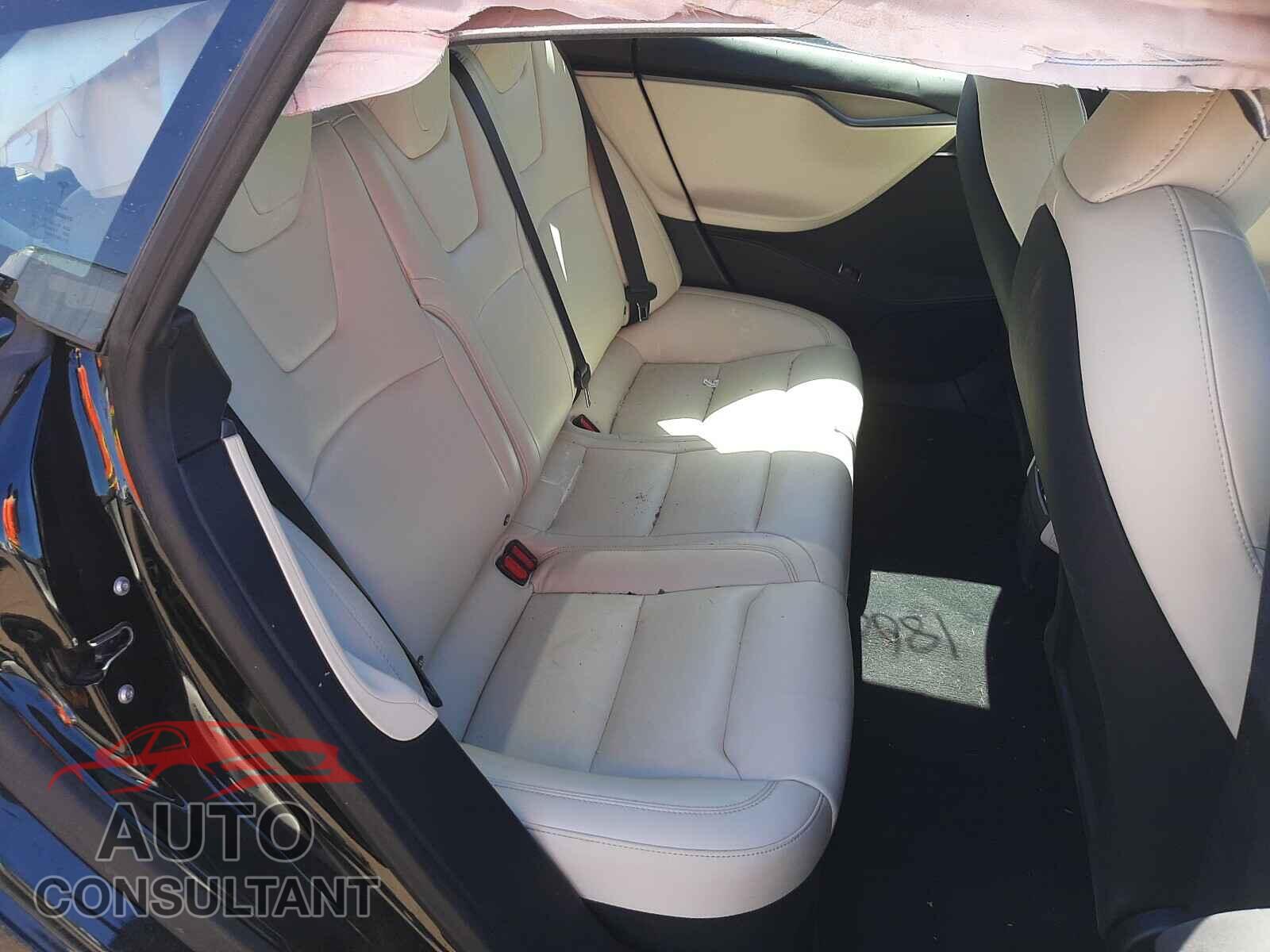 TESLA MODEL S 2020 - 5YJSA1E23LF370385