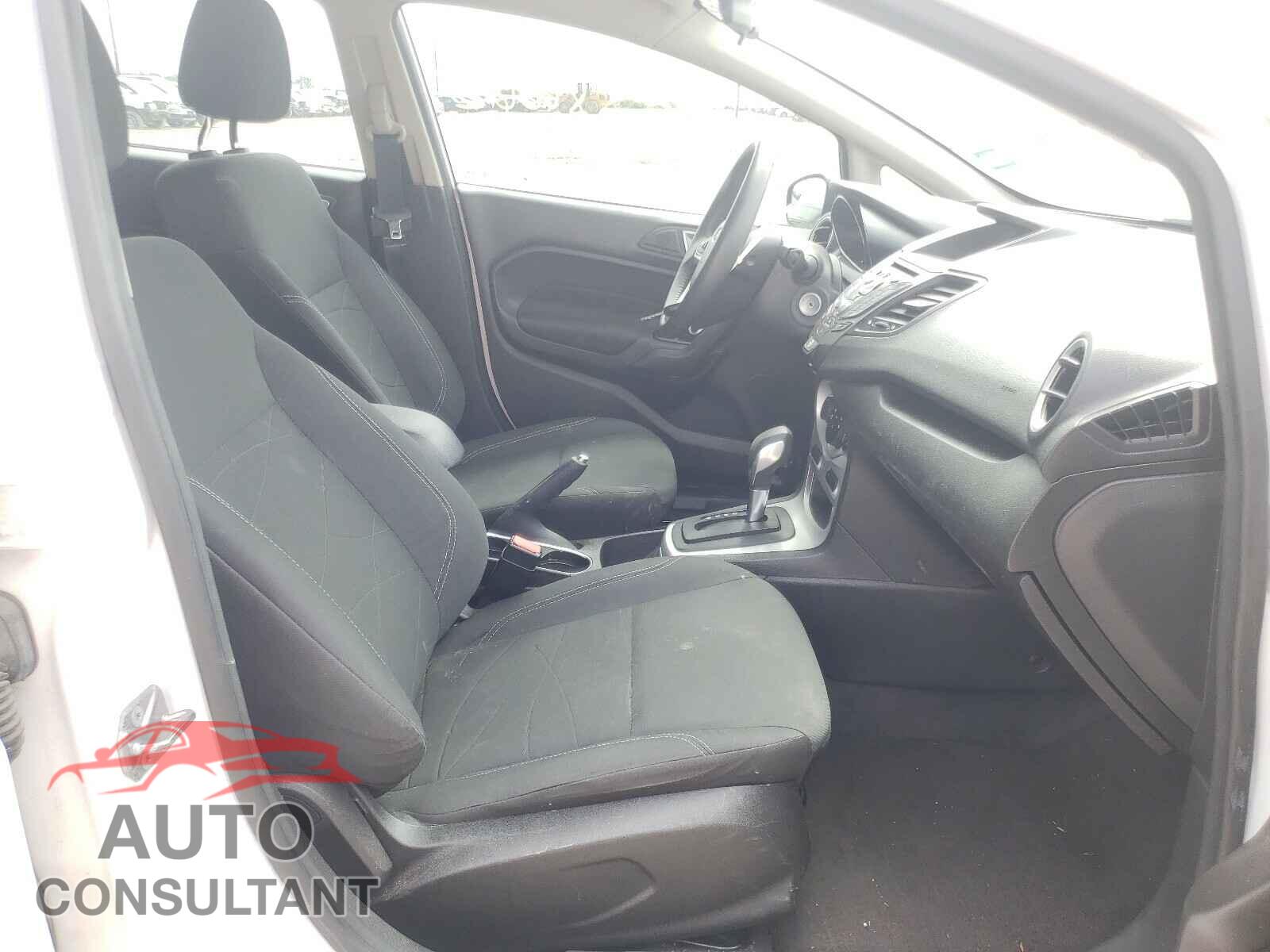 FORD FIESTA 2016 - 3FADP4EJ2GM104492