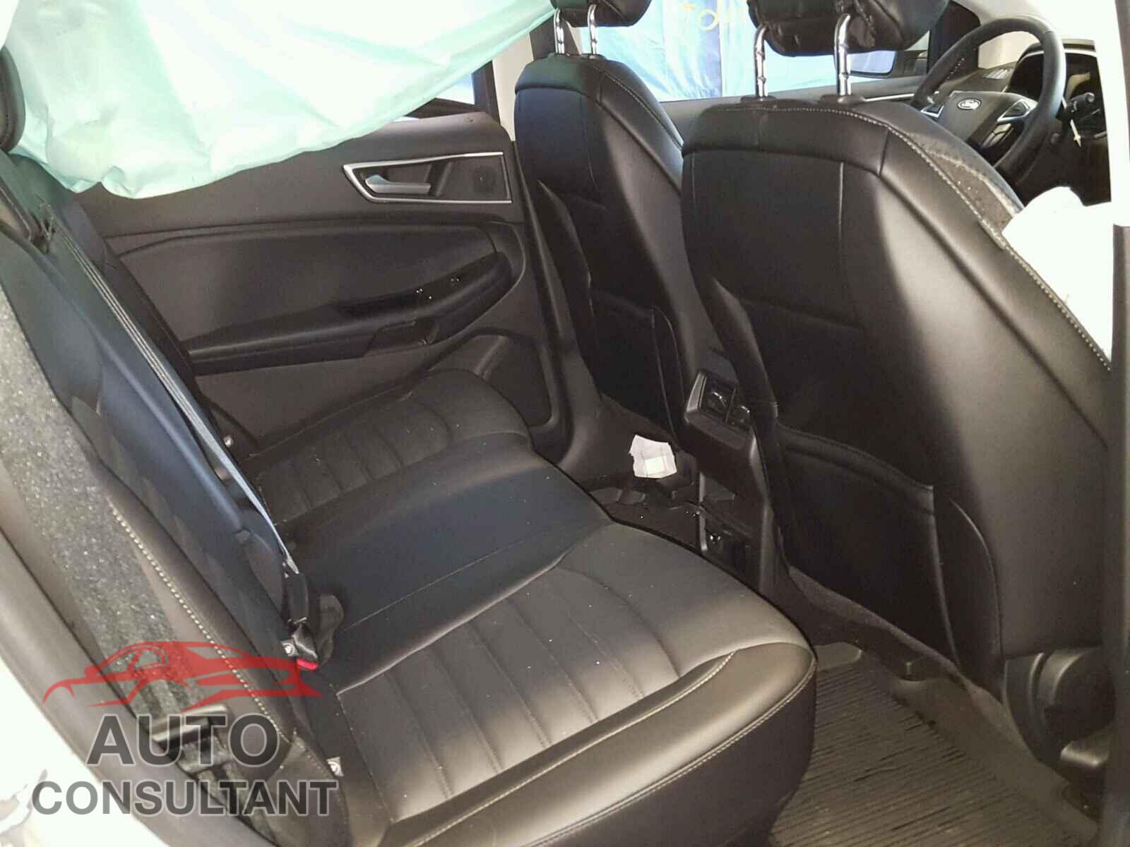FORD EDGE SEL 2018 - 2FMPK4J81JBB74451