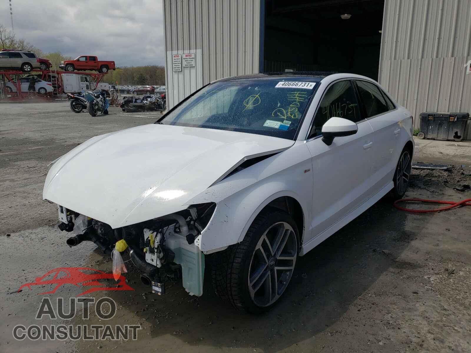 AUDI A3 2017 - WAUJ8GFF3H1040464