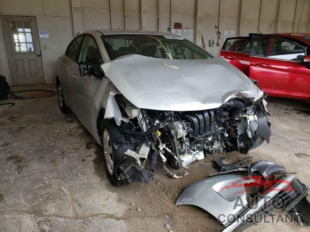 KIA FORTE 2017 - 3KPFK4A74HE066156