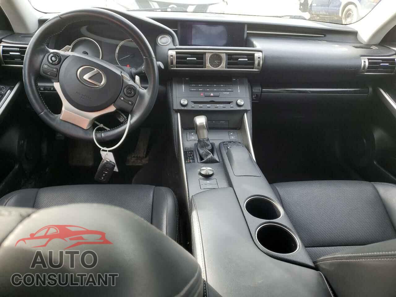 LEXUS IS 2015 - JTHCF1D25F5020851