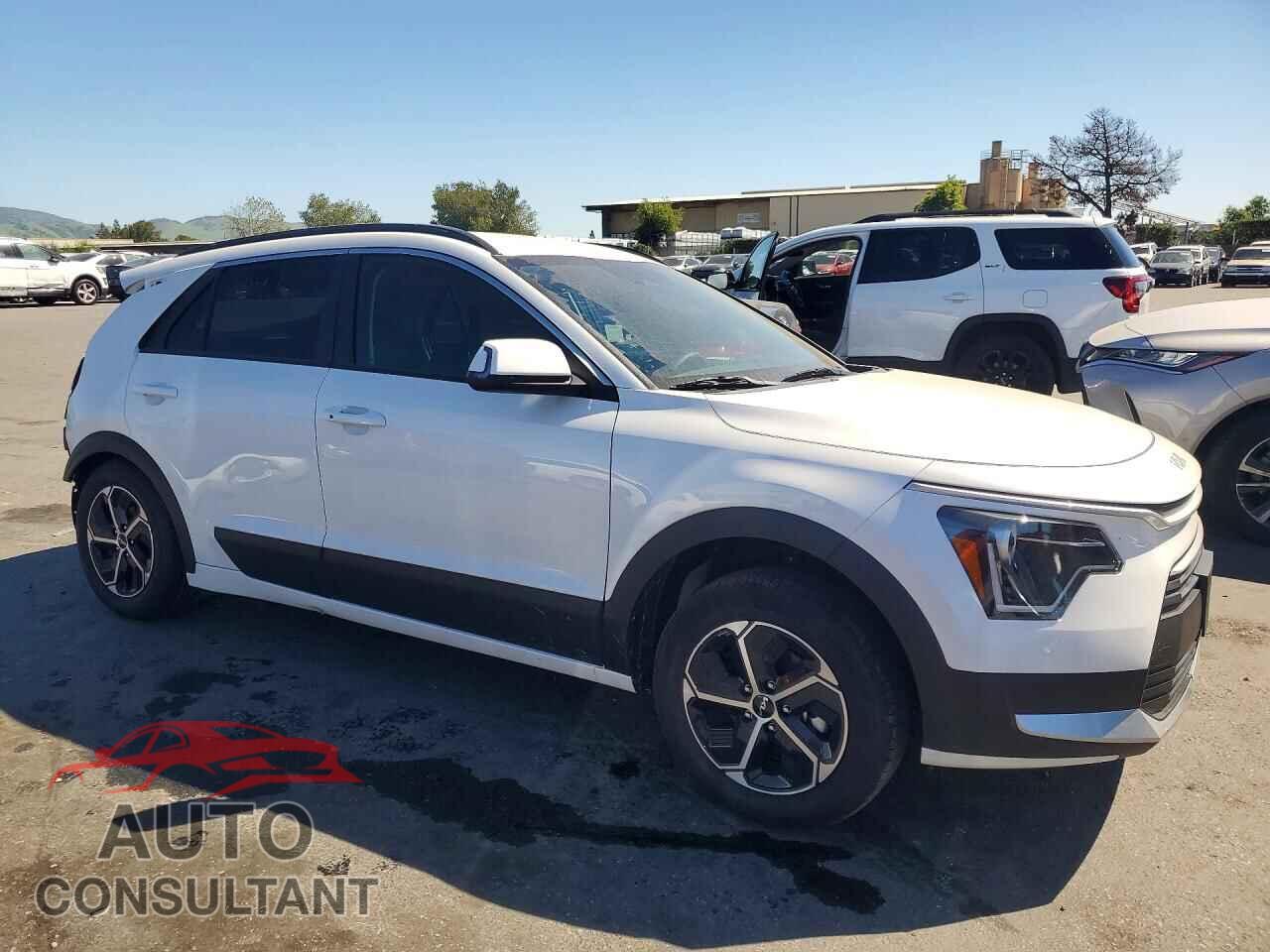 KIA NIRO 2025 - KNDCR3LE7S5273681