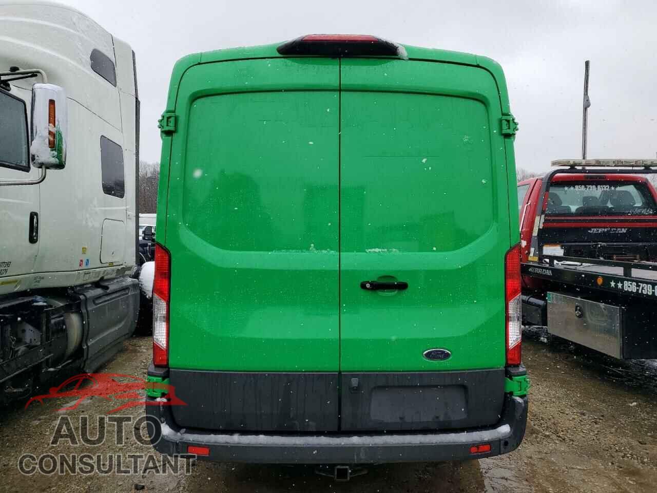 FORD TRANSIT 2018 - 1FTYR1CM7JKA41440