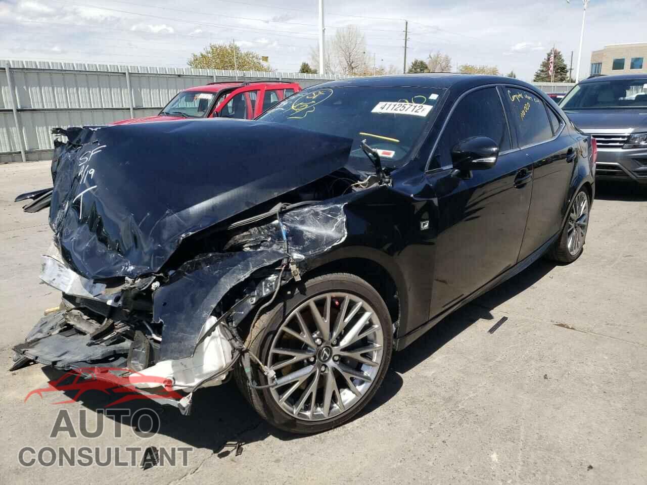 LEXUS IS 2018 - JTHC81D26J5027990
