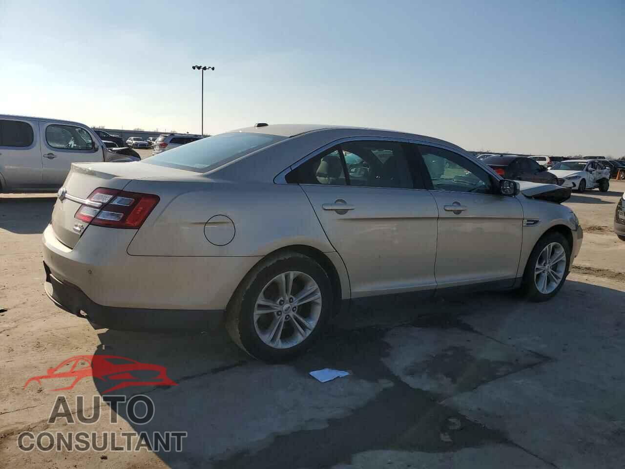 FORD TAURUS 2017 - 1FAHP2E96HG120038