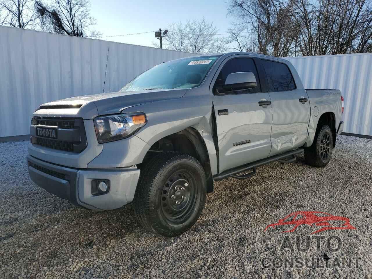 TOYOTA TUNDRA 2017 - 5TFDY5F13HX585196