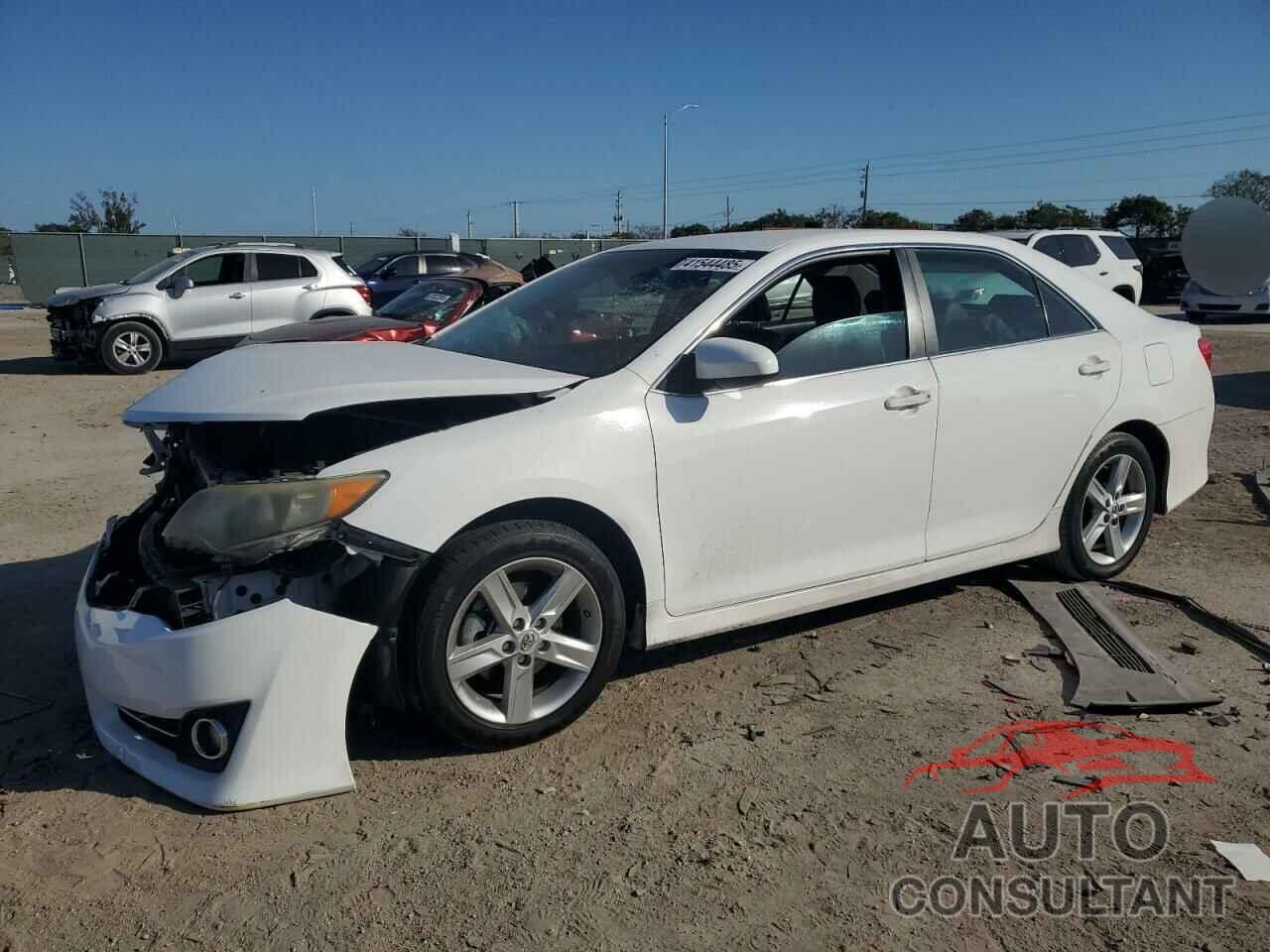 TOYOTA CAMRY 2014 - 4T1BF1FK1EU325208