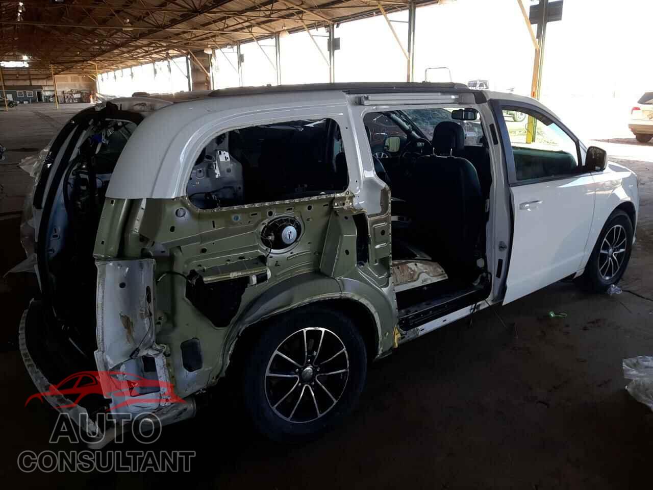 DODGE CARAVAN 2018 - 2C4RDGEG9JR335730