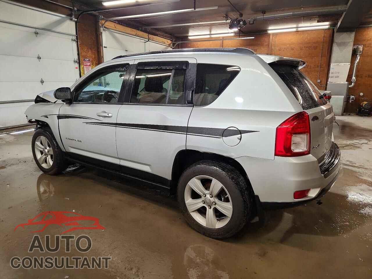 JEEP COMPASS 2011 - 1J4NF1FB5BD244736