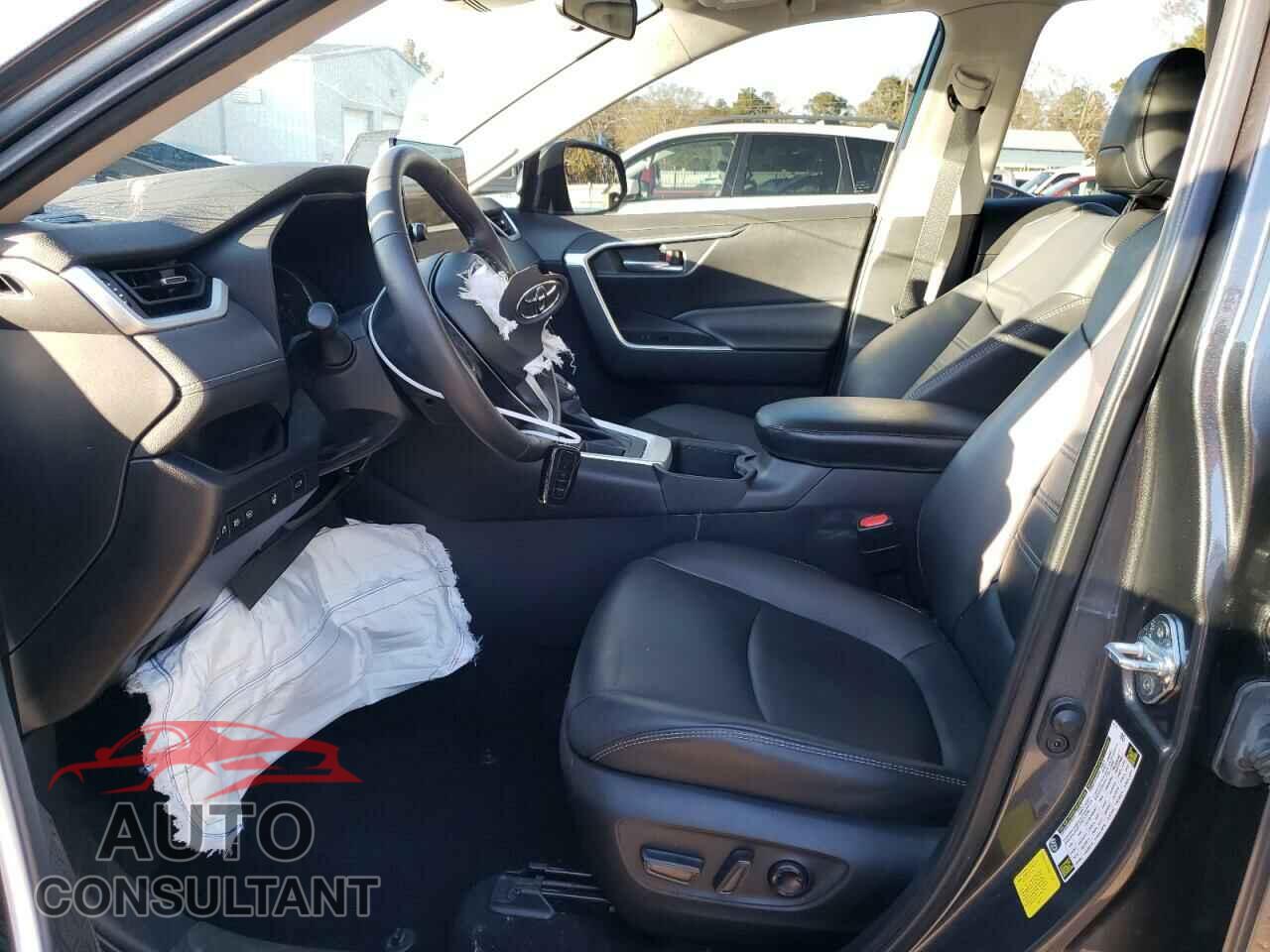 TOYOTA RAV4 2023 - 2T3C1RFVXPC226331
