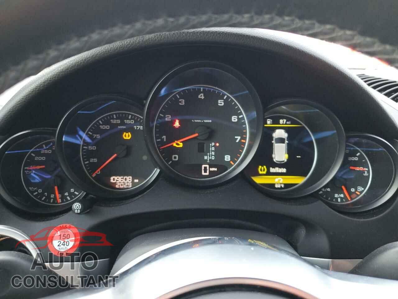 PORSCHE CAYENNE 2016 - WP1AA2A28GKA10589