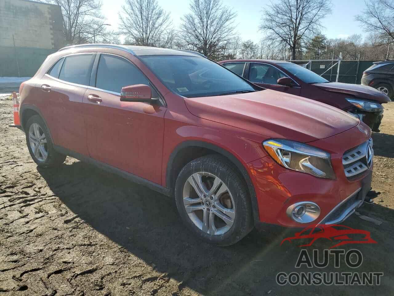 MERCEDES-BENZ GLA-CLASS 2018 - WDCTG4GB5JJ531157
