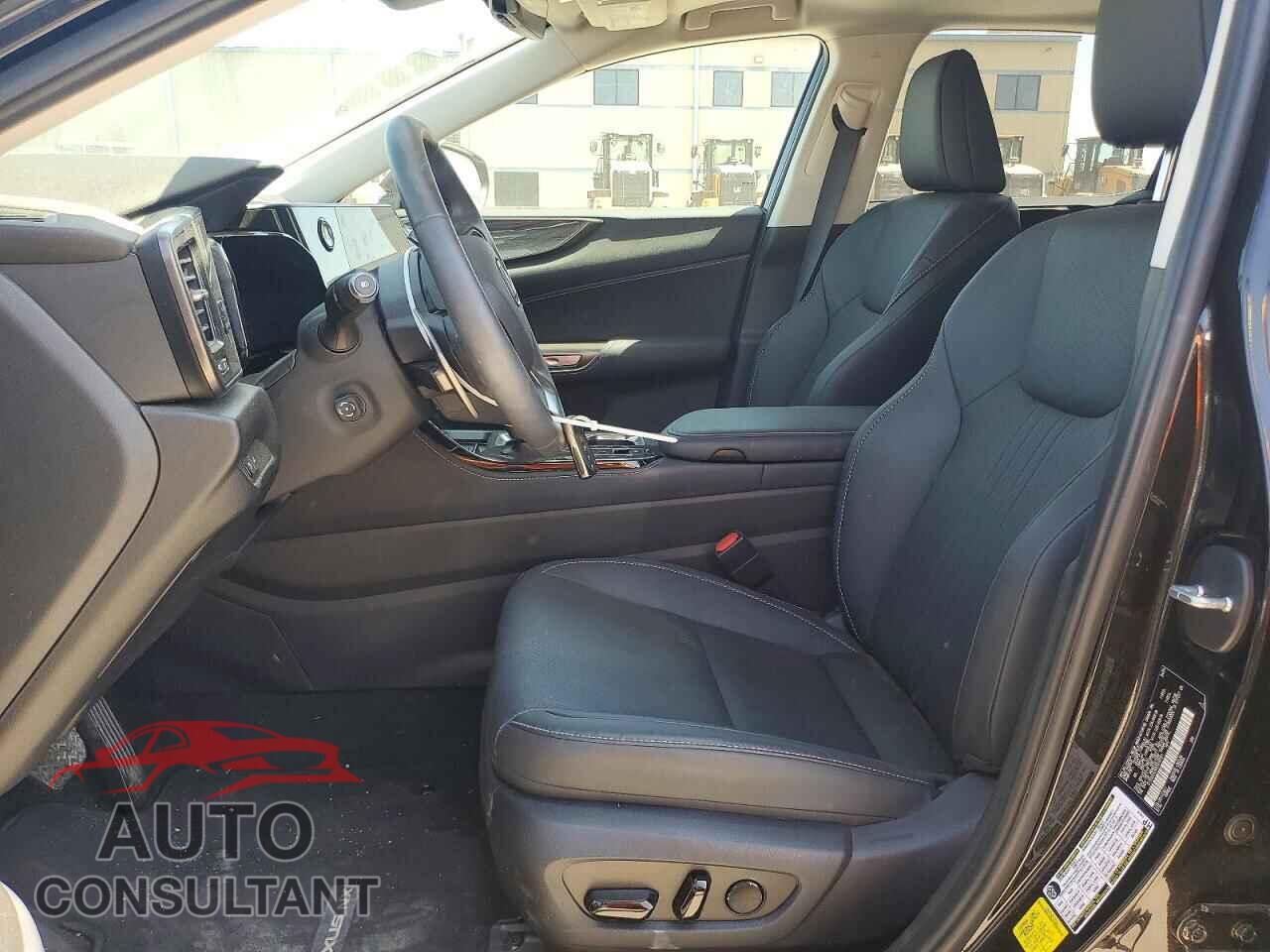 LEXUS UNKNOWN 2025 - 2T2GDCAZ9SC016591