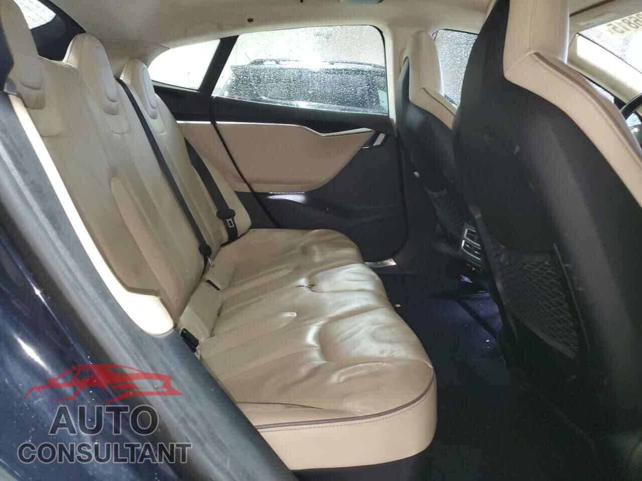 TESLA MODEL S 2013 - 5YJSA1CP4DFP17478
