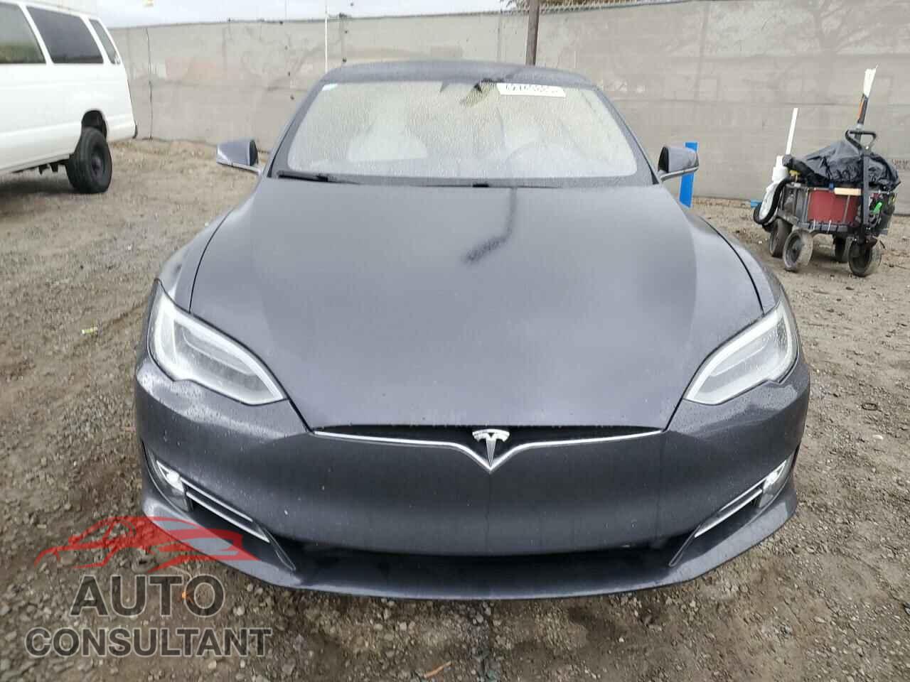 TESLA MODEL S 2017 - 5YJSA1E22HF183131