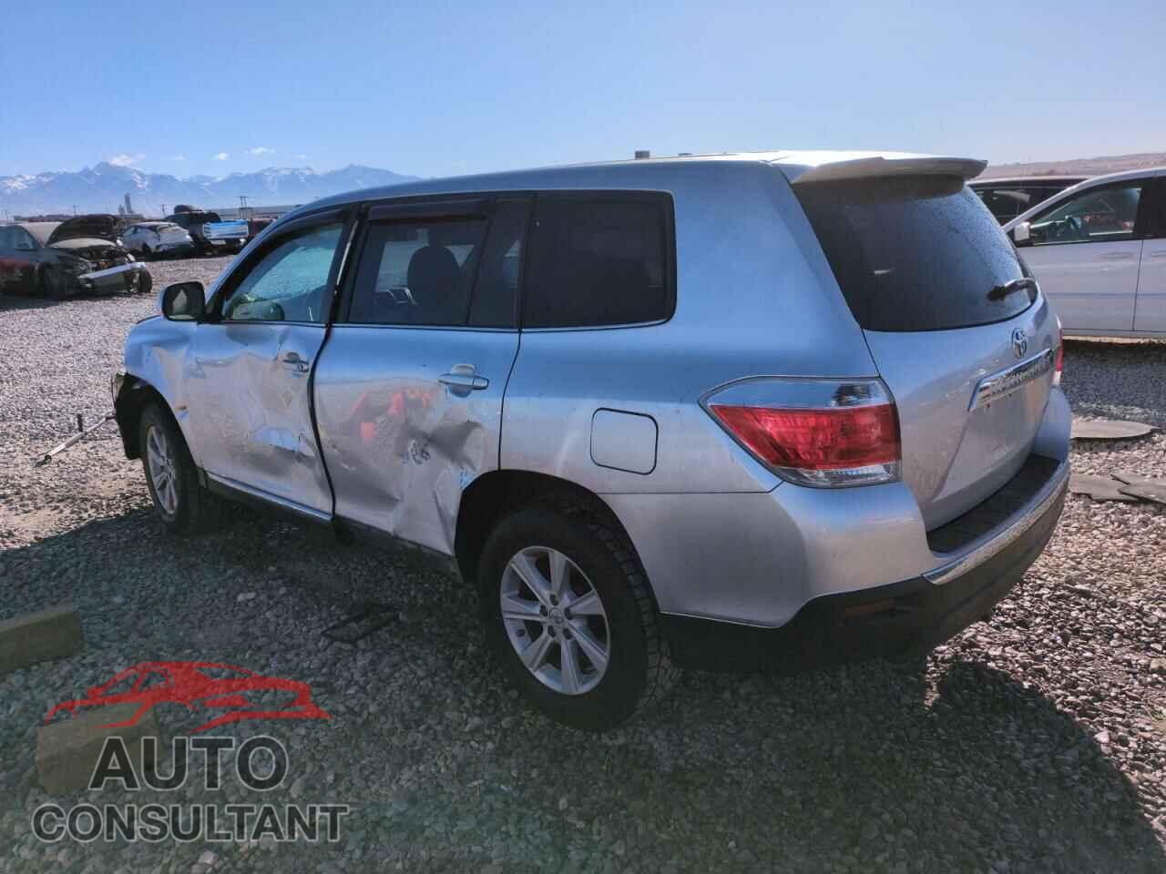 TOYOTA HIGHLANDER 2013 - 5TDBK3EH8DS262435