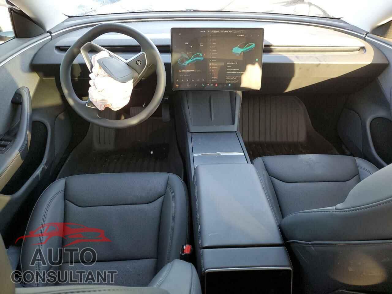 TESLA MODEL 3 2024 - 5YJ3E1EA3RF767376