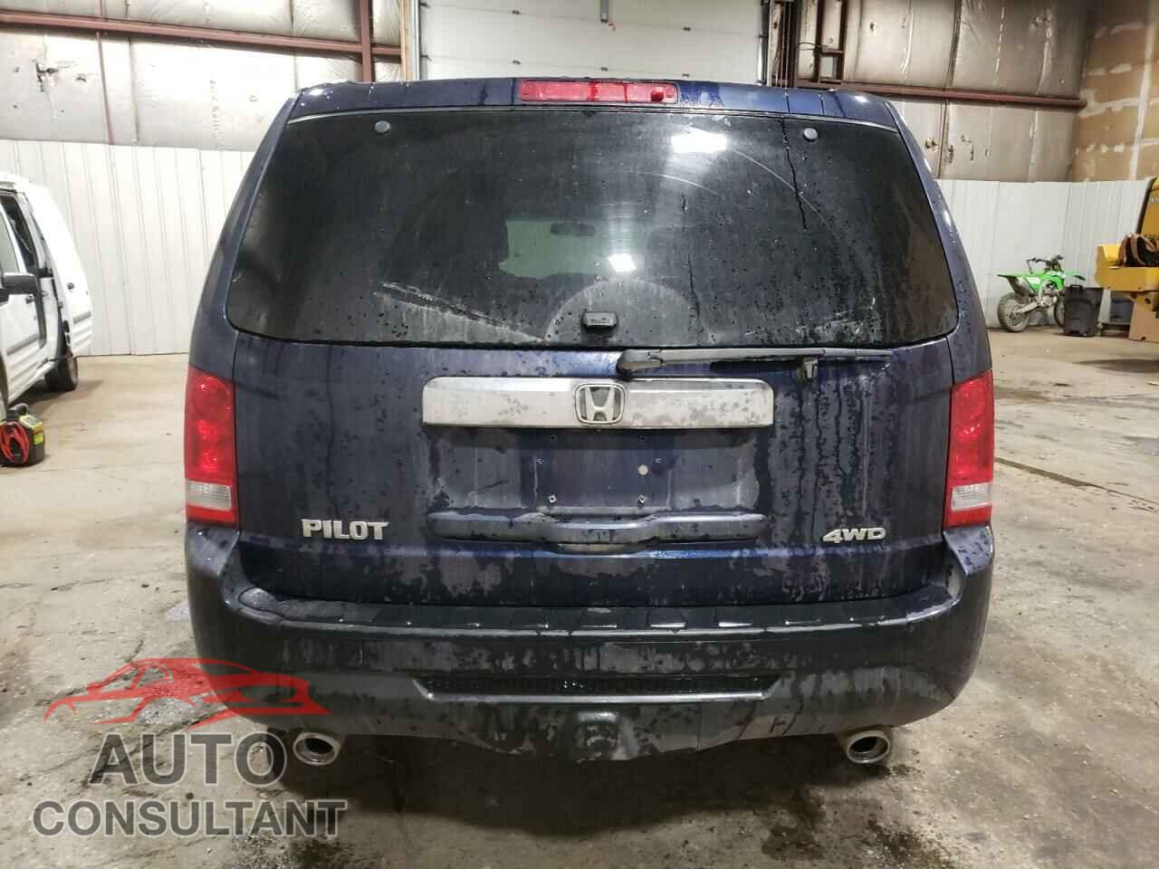 HONDA PILOT 2013 - 5FNYF4H41DB082876