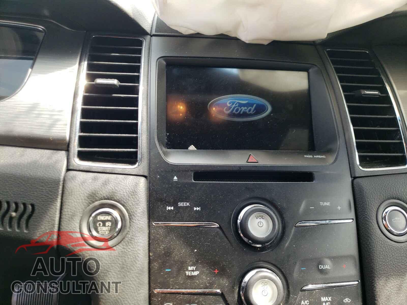 FORD TAURUS 2017 - 1FAHP2E87HG110559