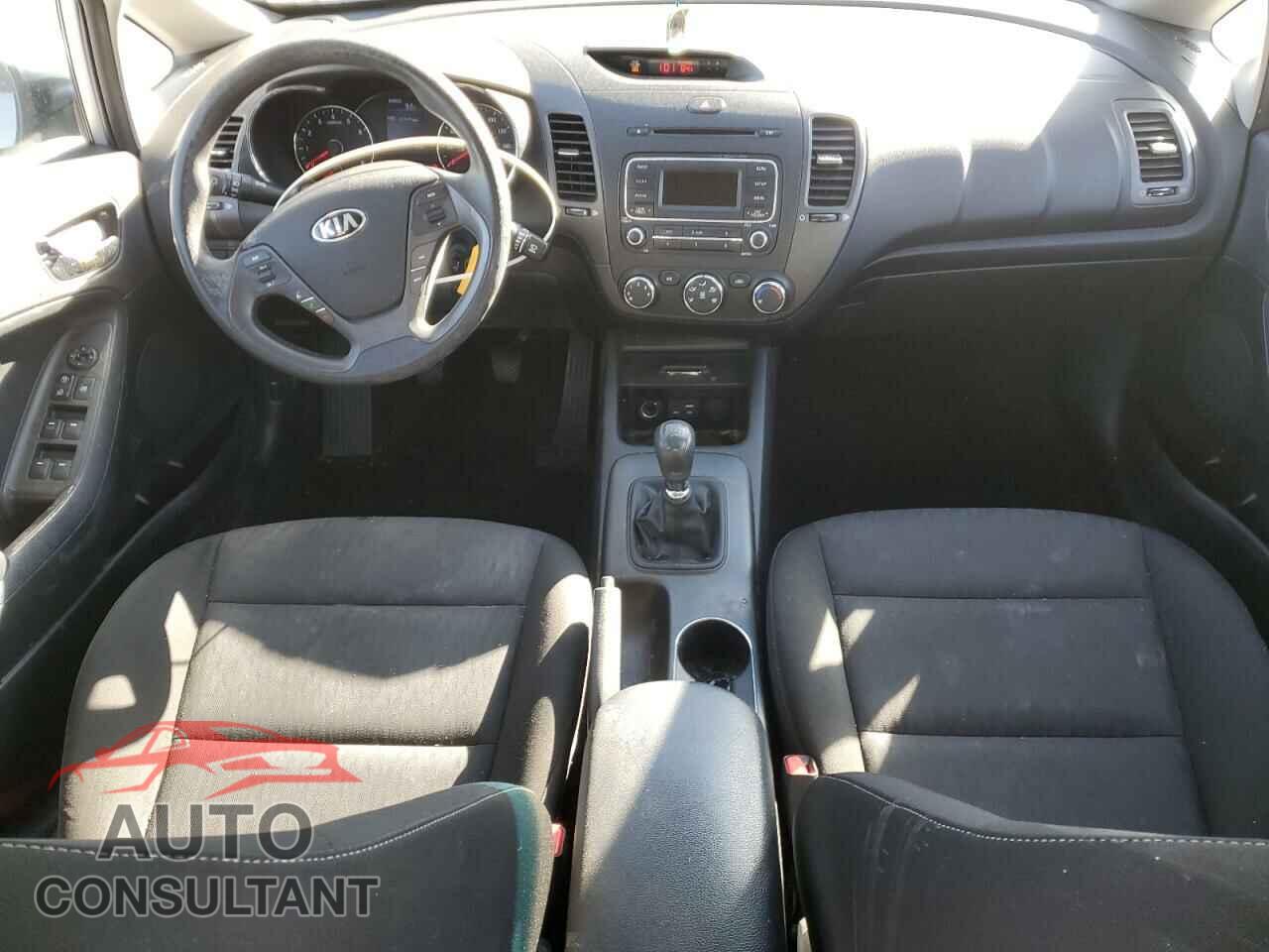 KIA FORTE 2016 - KNAFK4A64G5582418