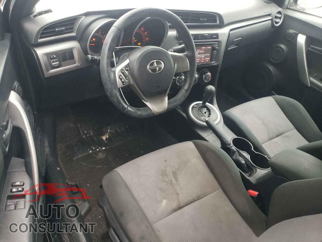 TOYOTA SCION 2014 - JTKJF5C76E3083764
