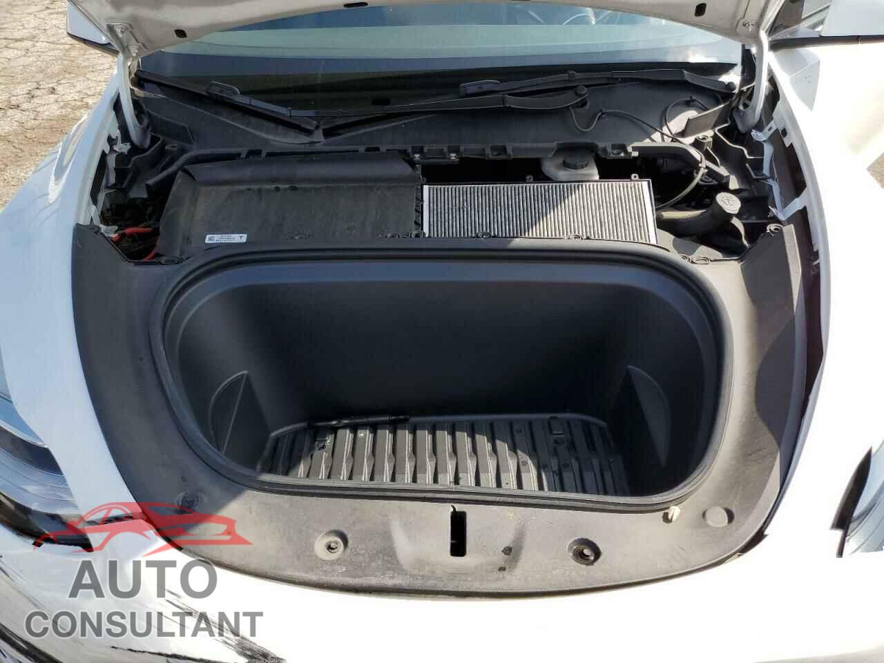 TESLA MODEL Y 2022 - 7SAYGDEE9NF347719