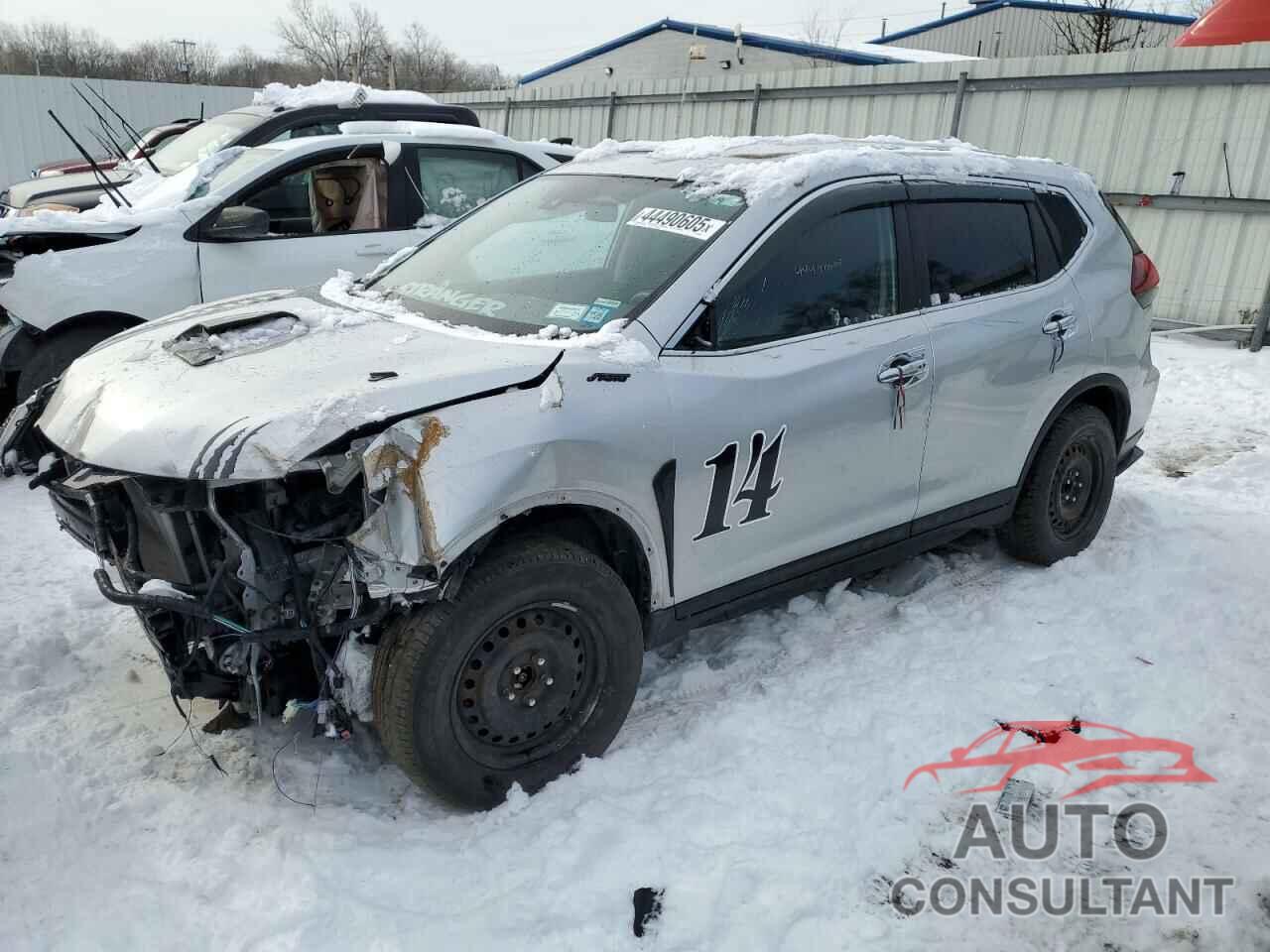 NISSAN ROGUE 2019 - KNMAT2MV6KP504043