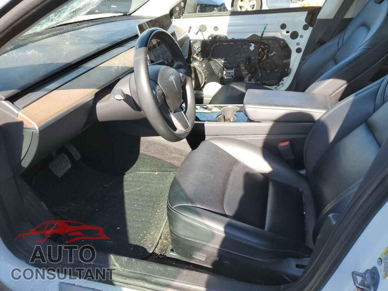 TESLA MODEL 3 2018 - 5YJ3E1EB2JF131271