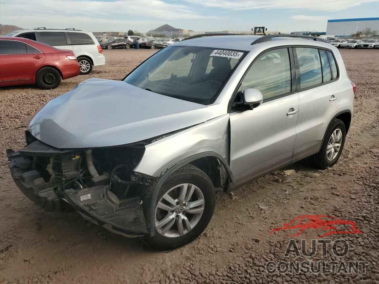 VOLKSWAGEN TIGUAN 2017 - WVGAV7AX0HK020349