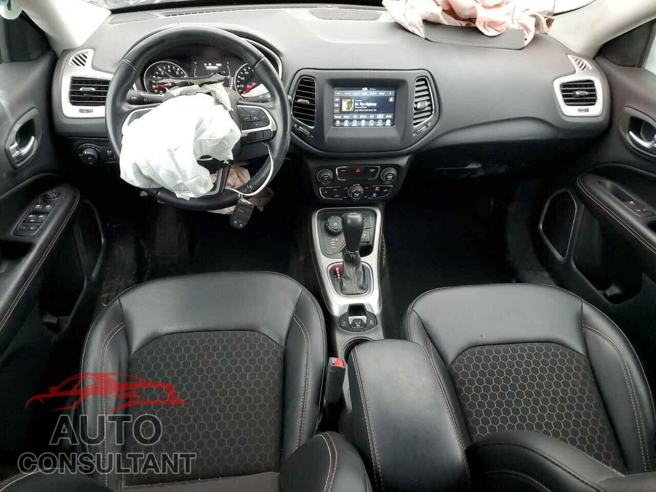 JEEP COMPASS 2021 - 3C4NJDBBXMT500930