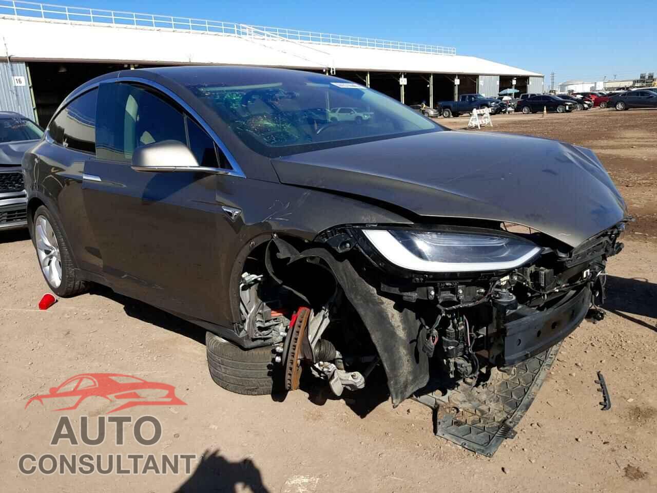 TESLA MODEL X 2016 - 5YJXCBE45GFS00493