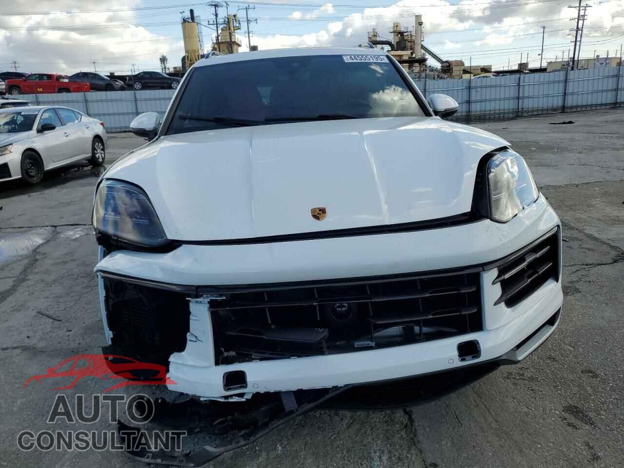 PORSCHE CAYENNE 2024 - WP1AA2AY5RDA12912