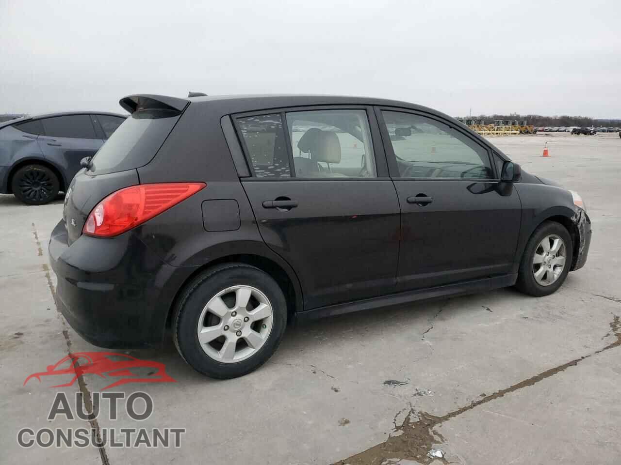 NISSAN VERSA 2011 - 3N1BC1CP8BL490968