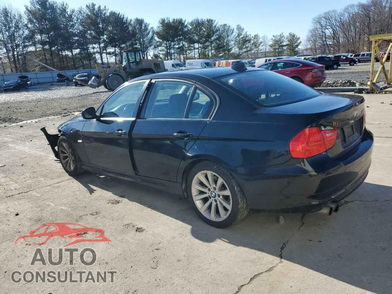 BMW 3 SERIES 2011 - WBAPH7G54BNM59097
